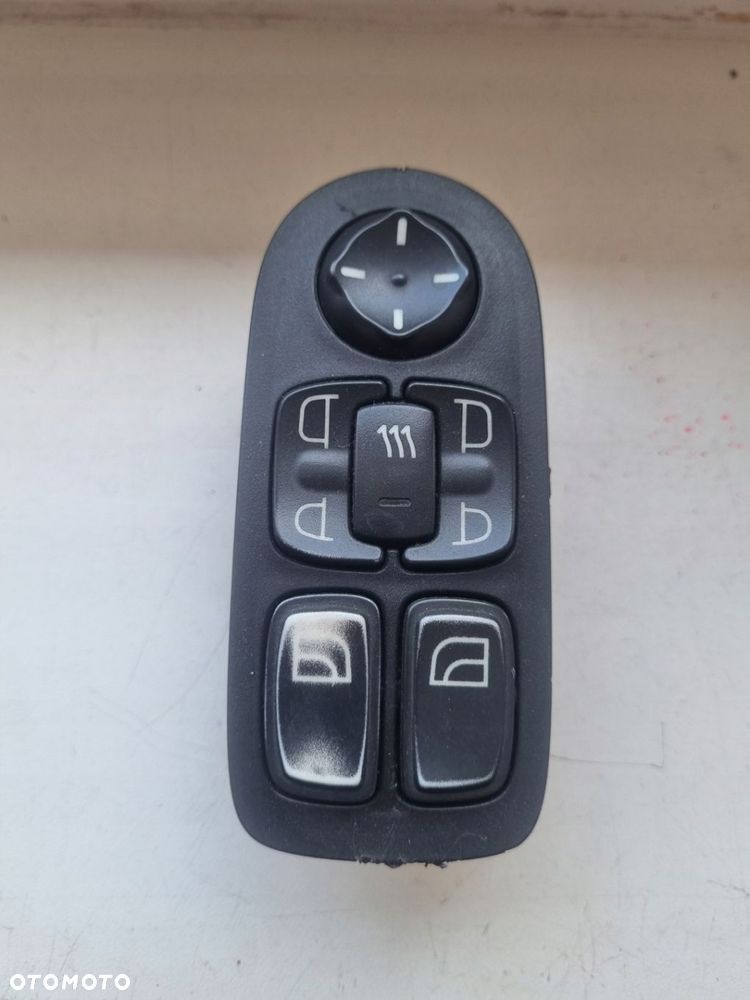 PANEL STEROWANIA PODNOSZENIA SZYBY LUSTEREK LEWY DAF XF 105 1788603 - 1