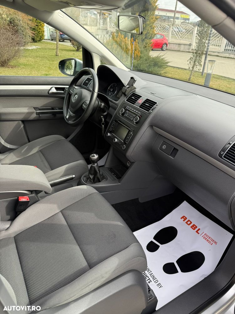 Volkswagen Touran 1.6 TDI DPF Highline - 15