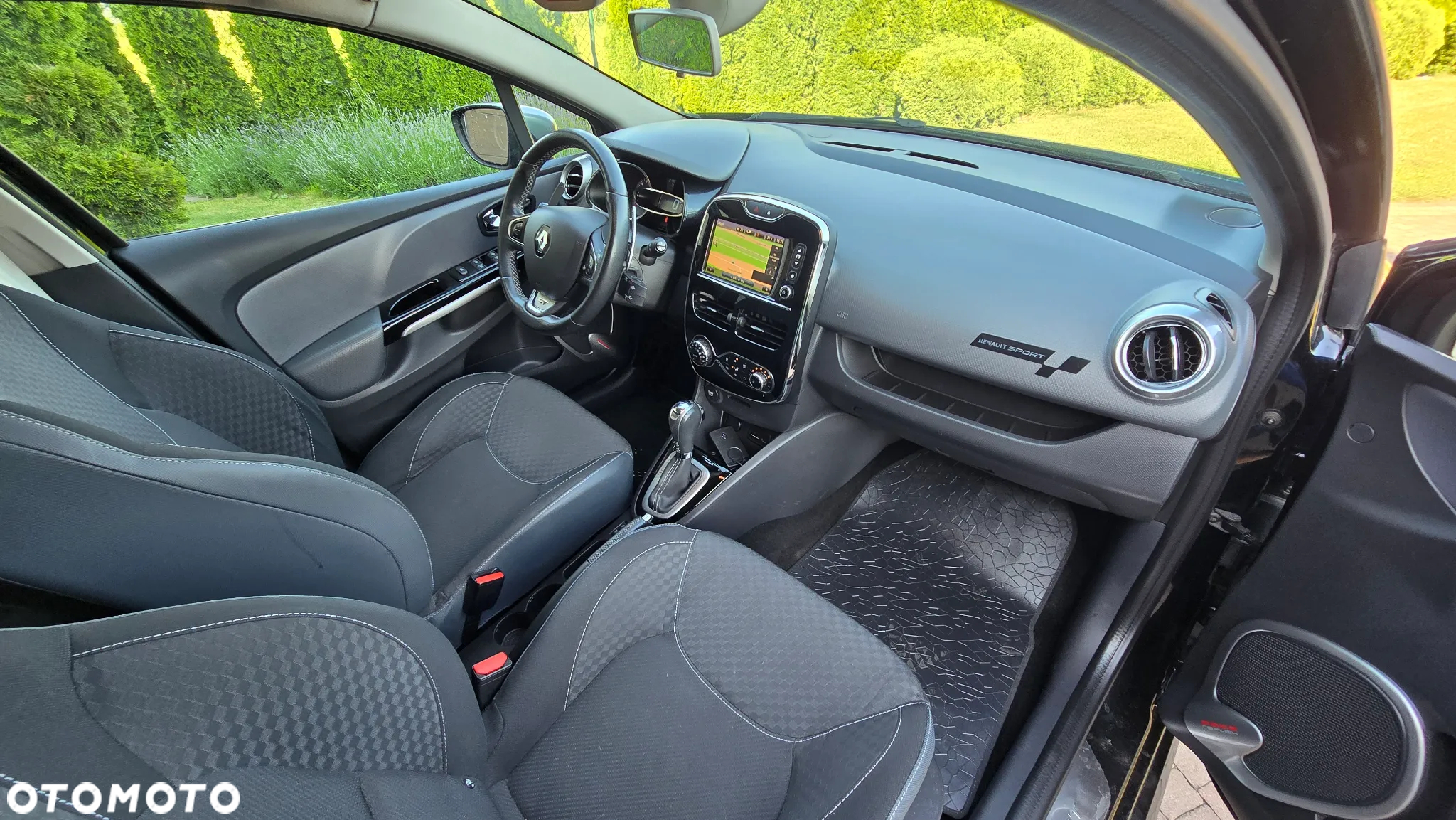 Renault Clio Grandtour TCe 120 EDC GT - 35
