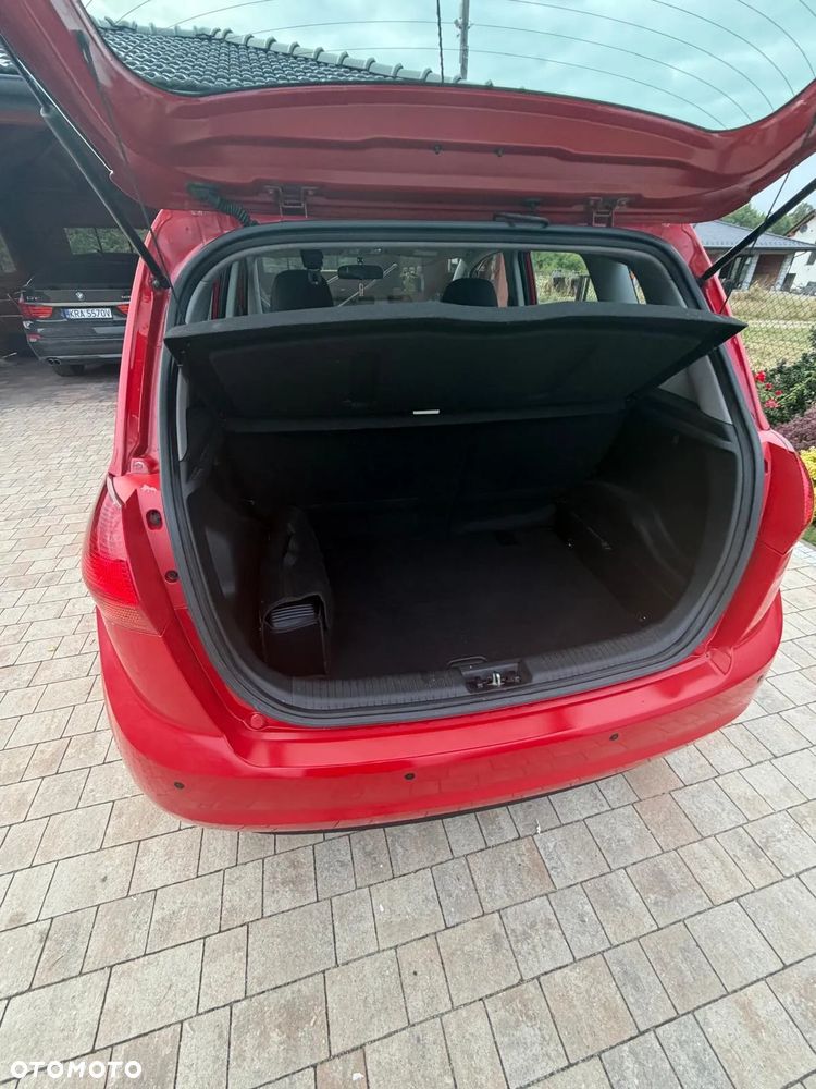 Kia Venga 1.6 M - 13