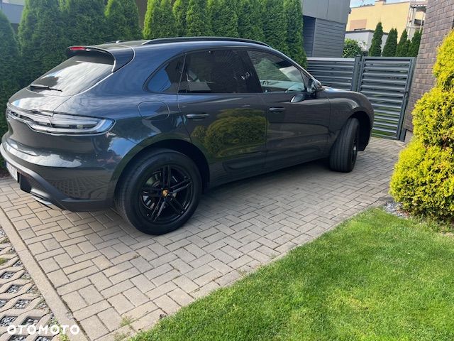 Porsche Macan Standard - 1