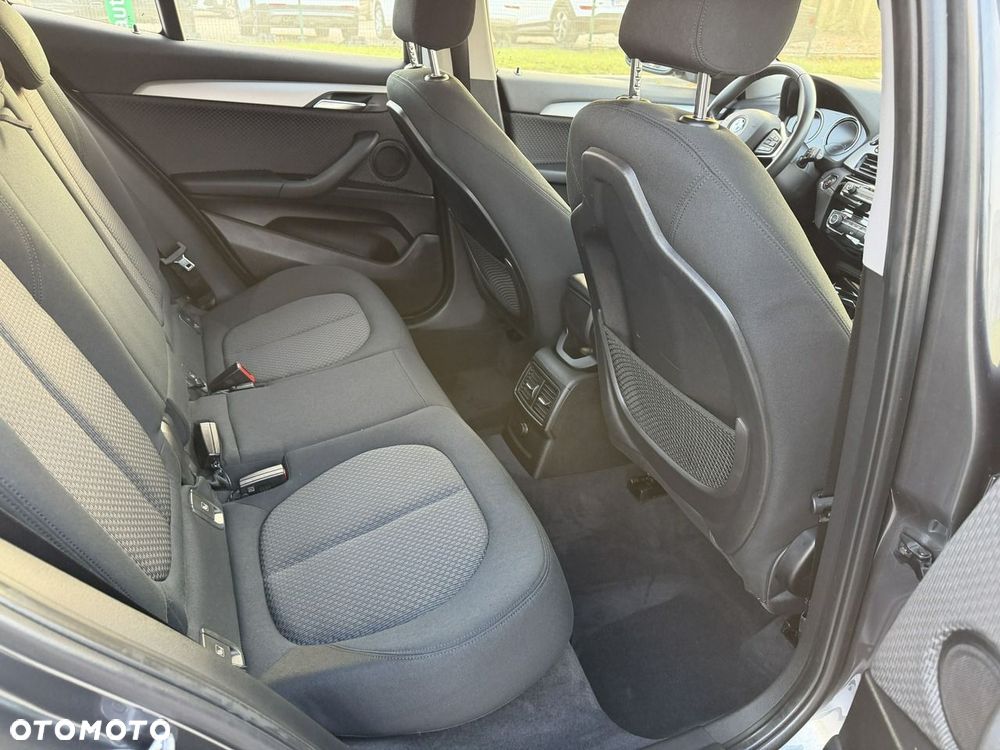 BMW X2 sDrive18d - 31