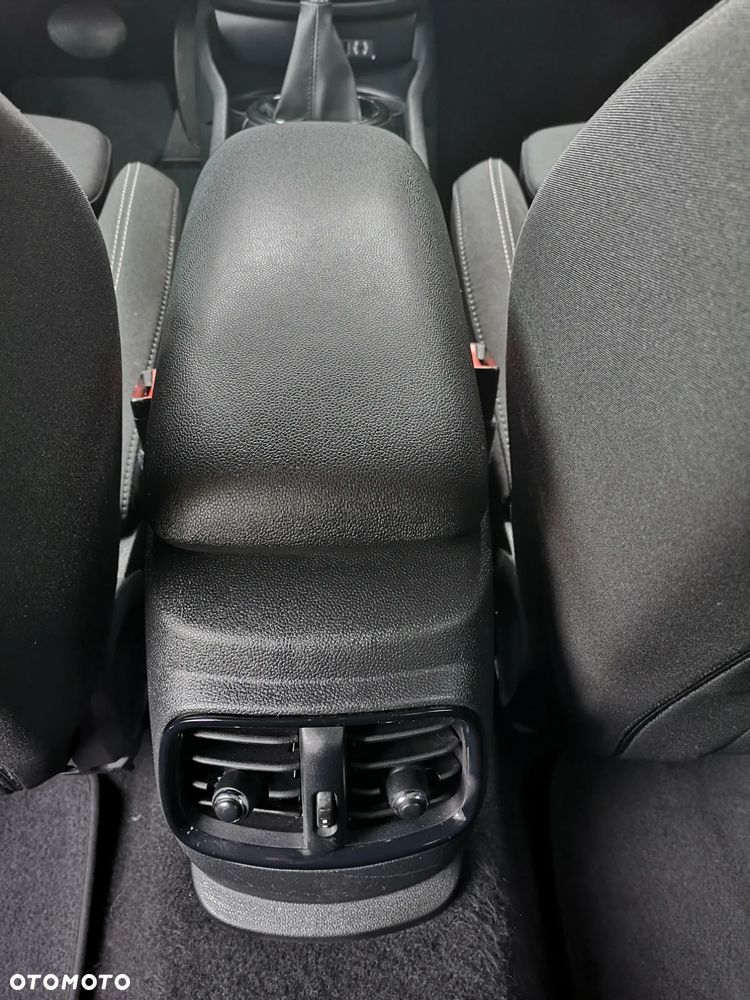 MINI Clubman Cooper SD ALL4 - 24