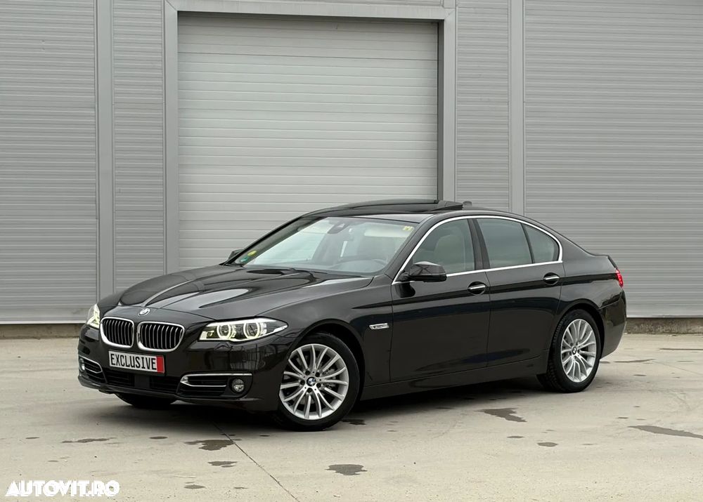 BMW Seria 5 520d Aut. Luxury Line