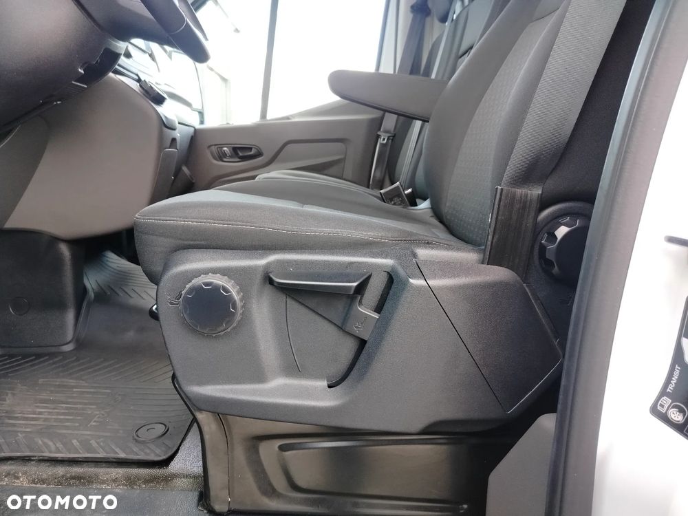 Ford E-TRANSIT - 8