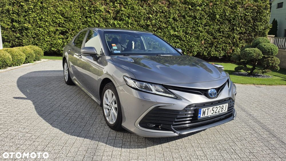 Toyota Camry 2.5 Hybrid Comfort CVT - 2