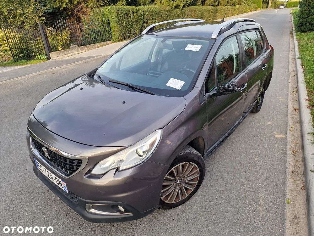 Peugeot 2008 1.6 BlueHDi Style - 13