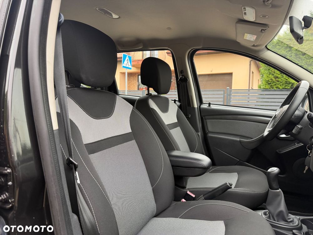 Dacia Duster SCe 115 2WD Comfort - 31