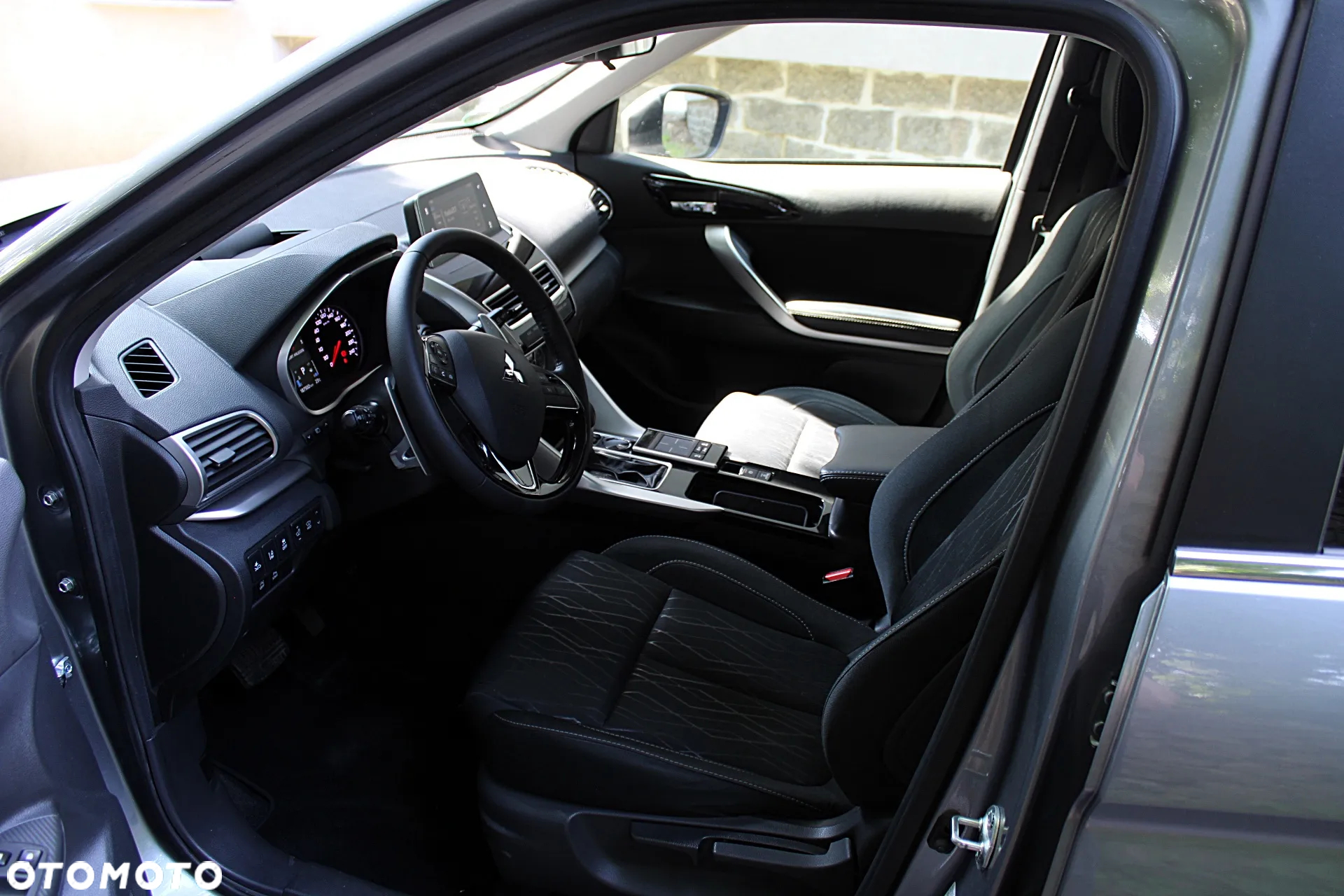 Mitsubishi Eclipse Cross - 13