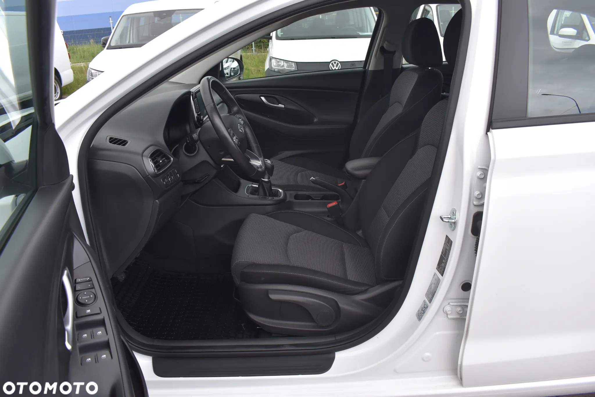 Hyundai i30 1.5 T-GDI 48V Modern - 10