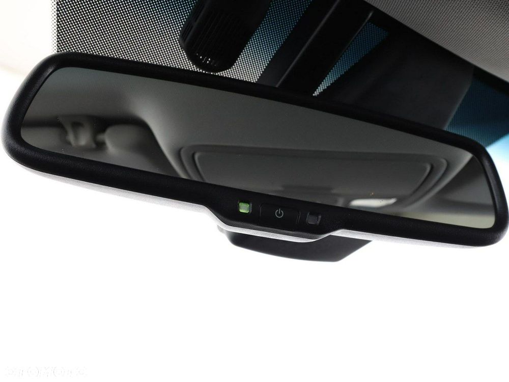 Kia Optima Plug-in Hybrid - 39