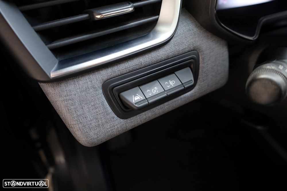 Renault Clio - 36