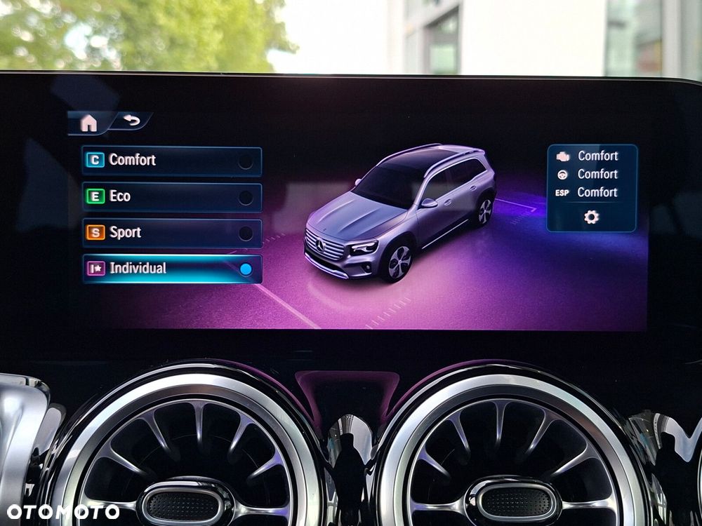 Mercedes-Benz GLB 200 mHEV Progressive 7G-DCT - 37
