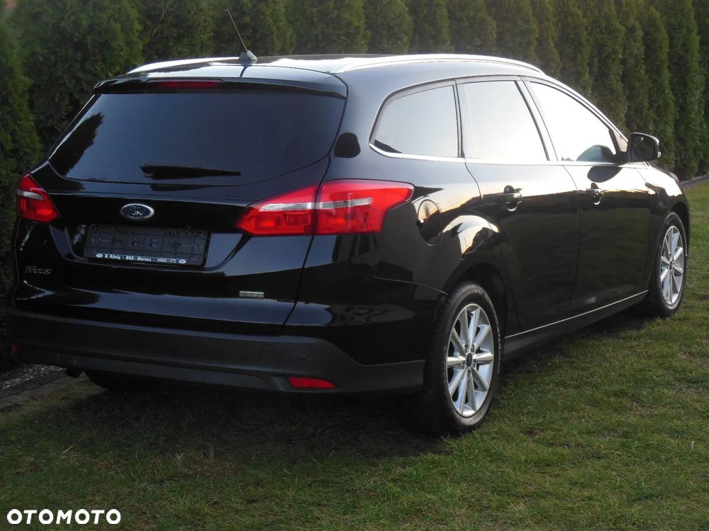 Ford Focus 1.0 EcoBoost Start-Stopp-System TITANIUM - 6