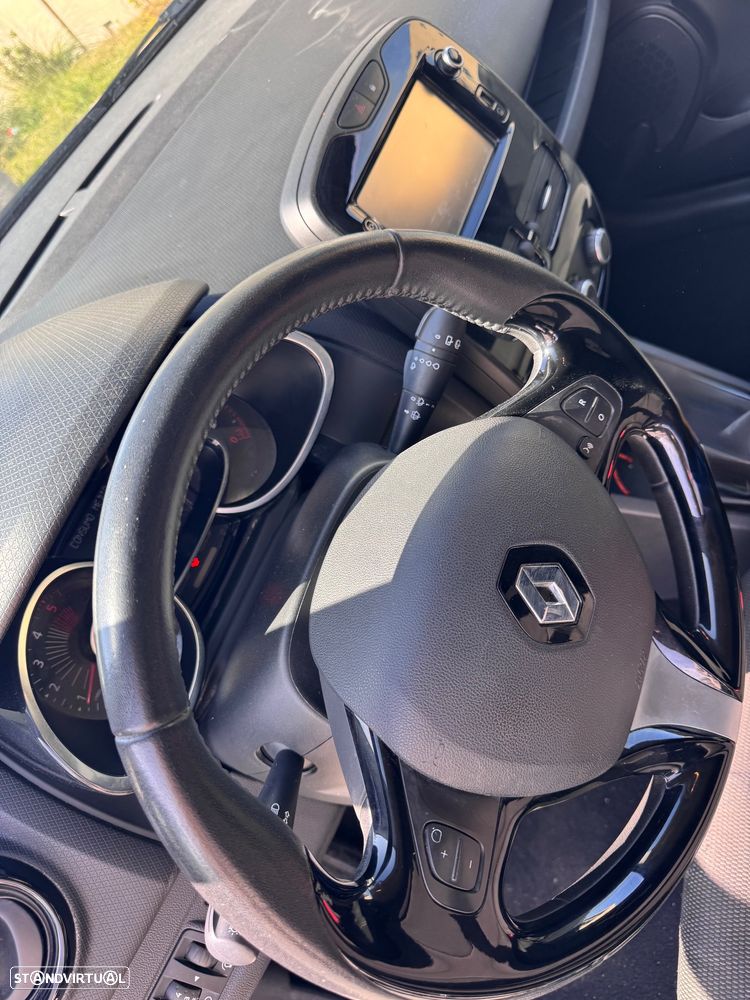 Renault Clio Energy dCi 90 Start & Stop Experience - 10