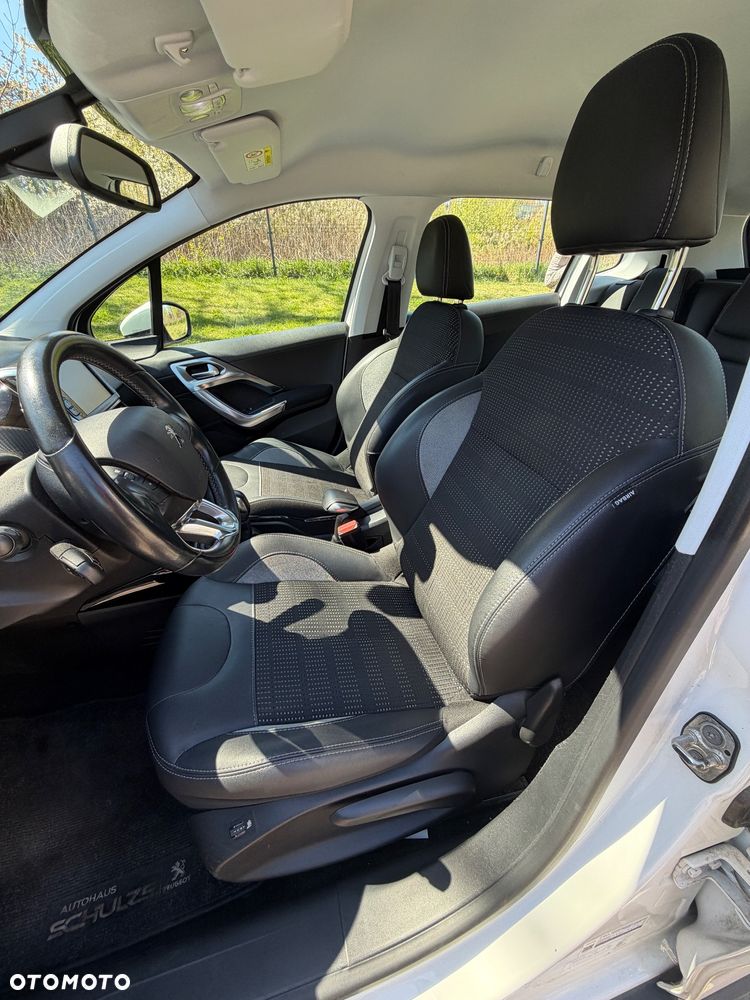Peugeot 2008 1.2 Pure Tech Active EU6 - 9