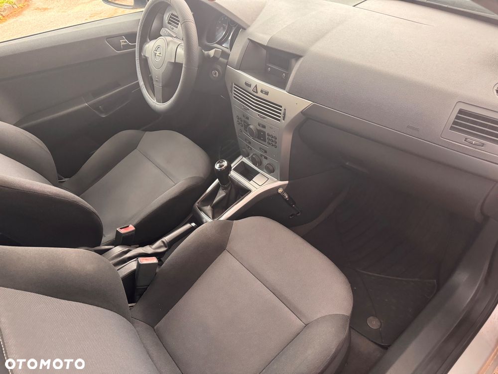Opel Astra 1.6 Active - 16