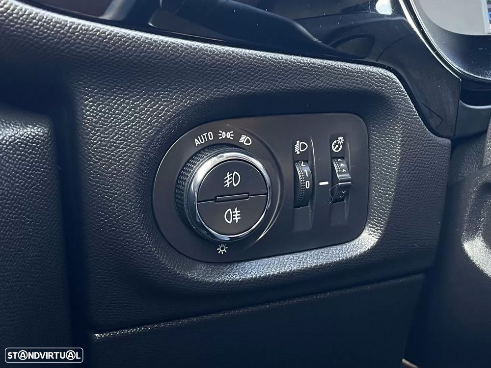 Opel Corsa-e Elegance - 35