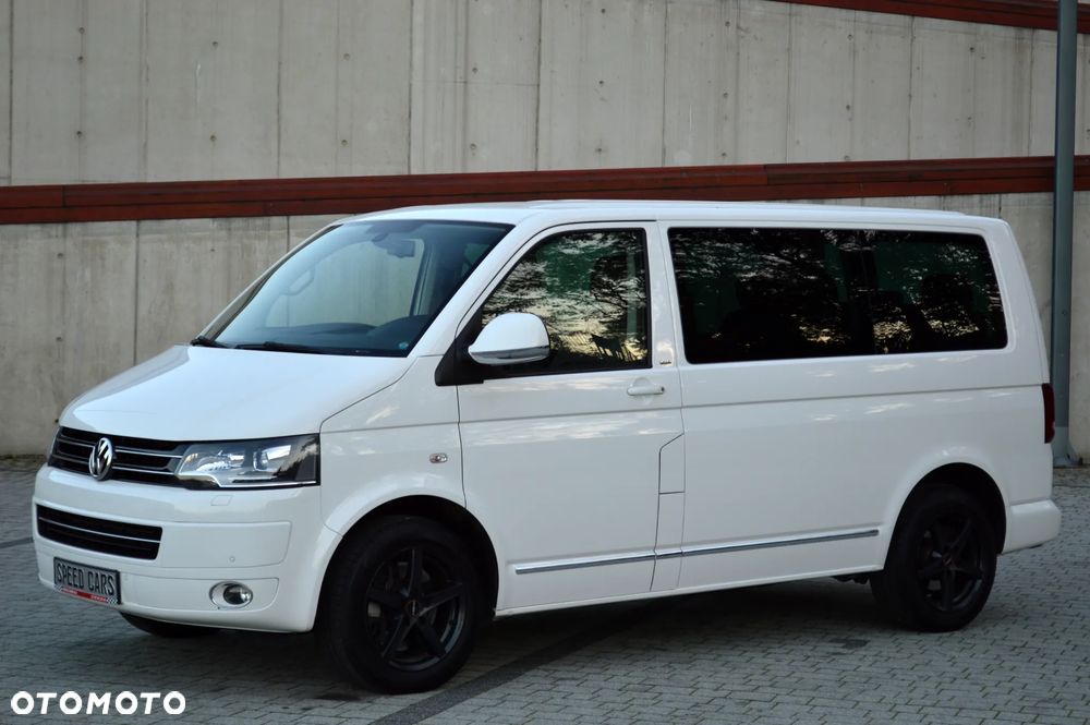 Volkswagen Multivan - 1