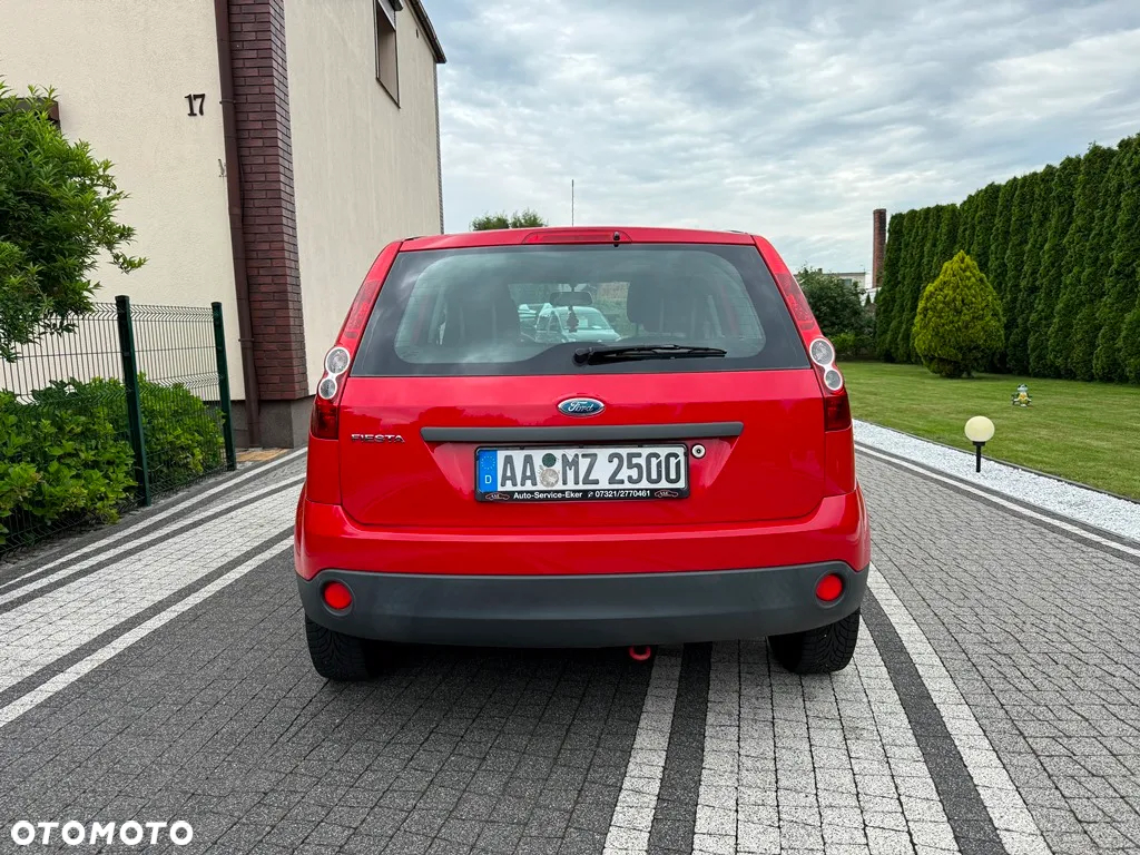 Ford Fiesta 1.3 Ambiente - 7
