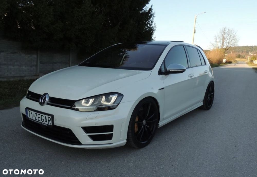 Volkswagen Golf - 20