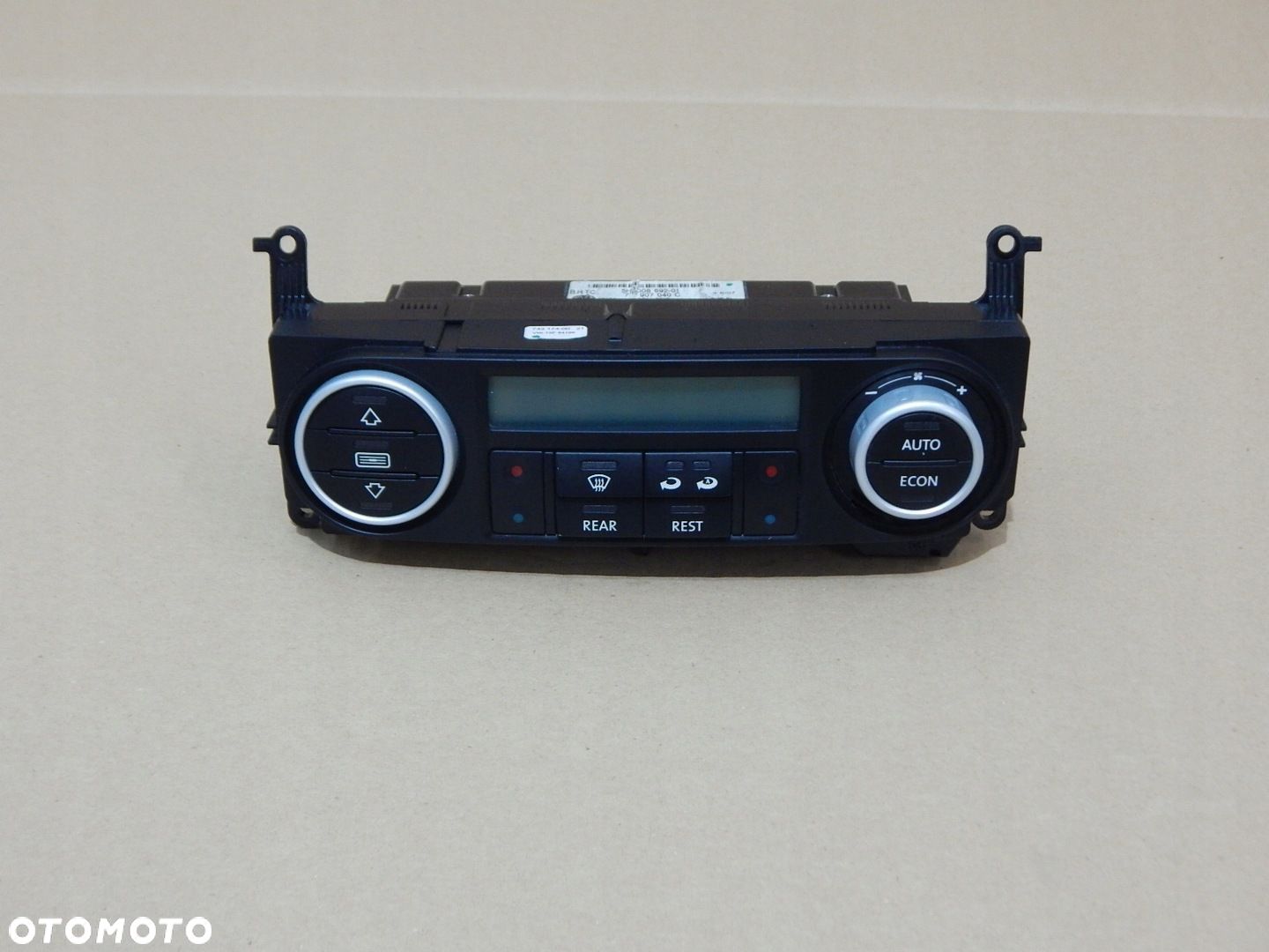 VW T5 MULTIVAN panel klimatyzacji 7H5907040C - 1