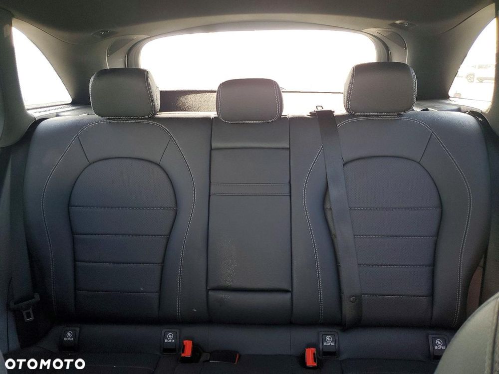 Mercedes-Benz GLC 300 4Matic 9G-TRONIC Exclusive - 9