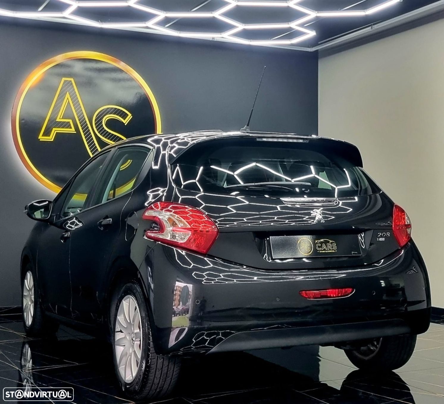Peugeot 208 1.4 HDi - 29