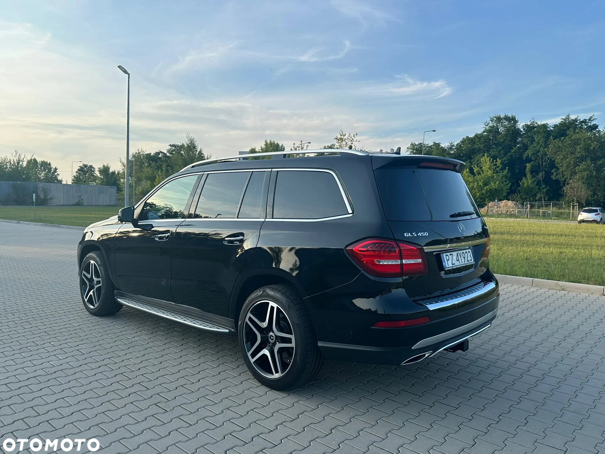 Mercedes-Benz GLS 400 4Matic 9G-TRONIC - 8
