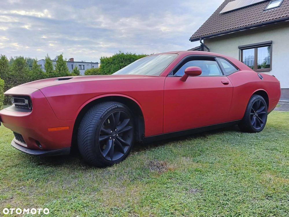 Dodge Challenger - 5