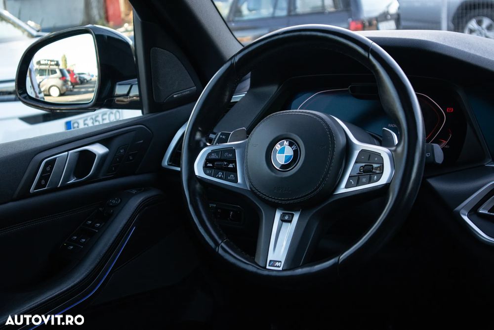 BMW X5 xDrive30d - 33