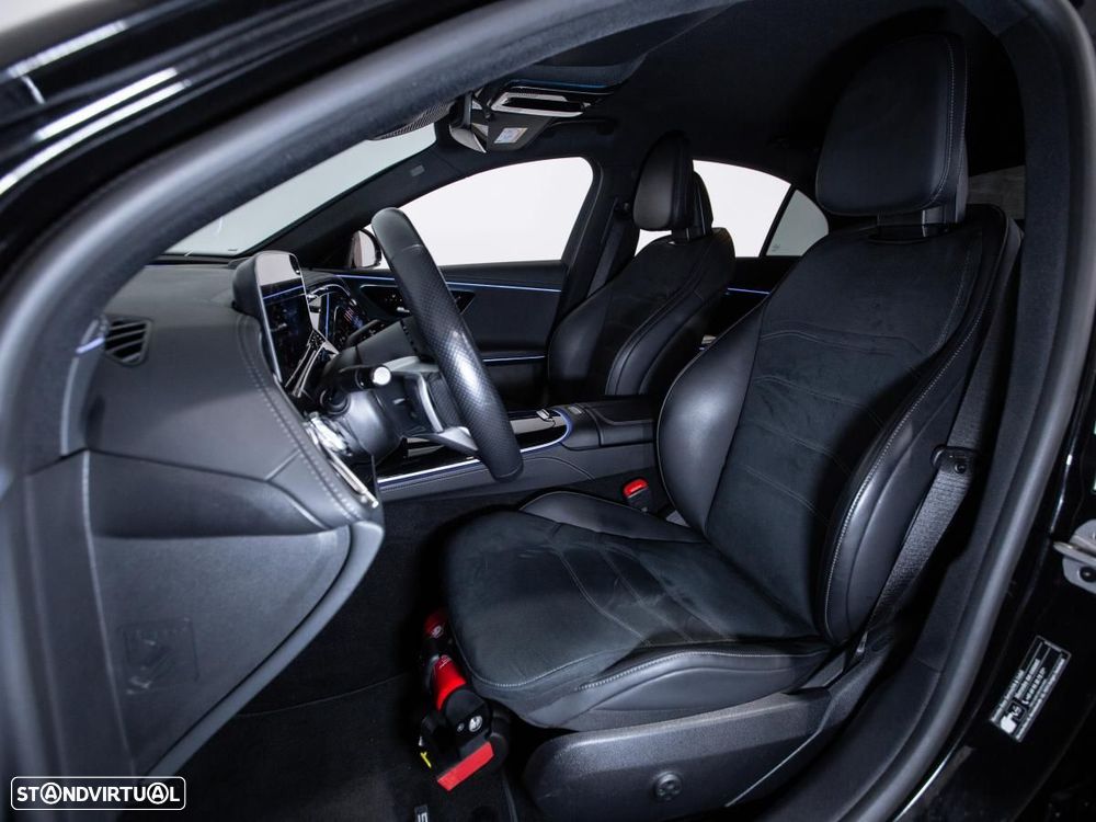 Mercedes-Benz E 300 de 4Matic 9G-TRONIC AMG Line - 9