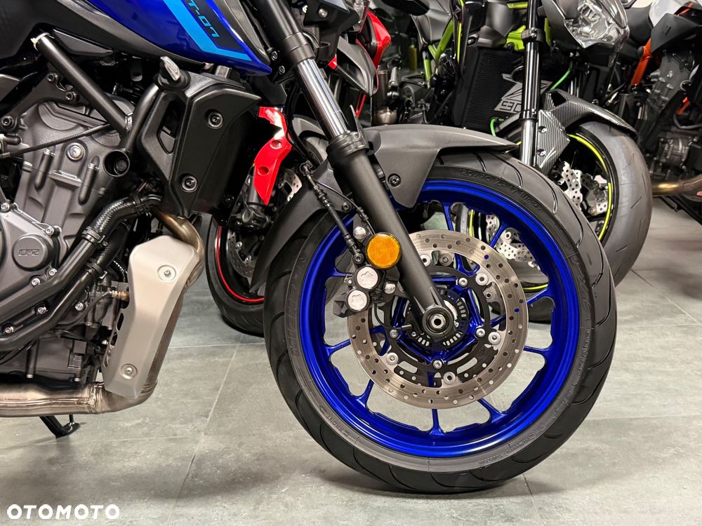 Yamaha MT - 8