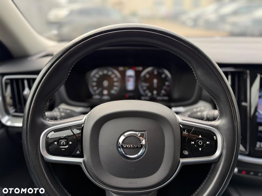Volvo V60 Cross Country B4 D AWD Geartronic Pro - 20