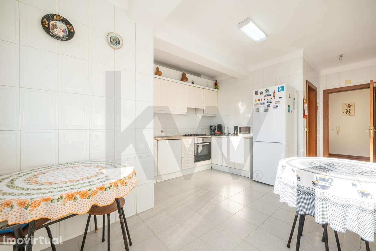 Apartamento T2 com 115 m2 de Área Bruta e garagem em Cantanhede - Grande imagem: 2/36