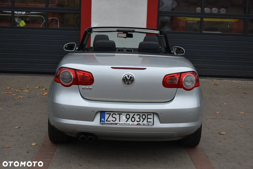 Volkswagen Eos - 25
