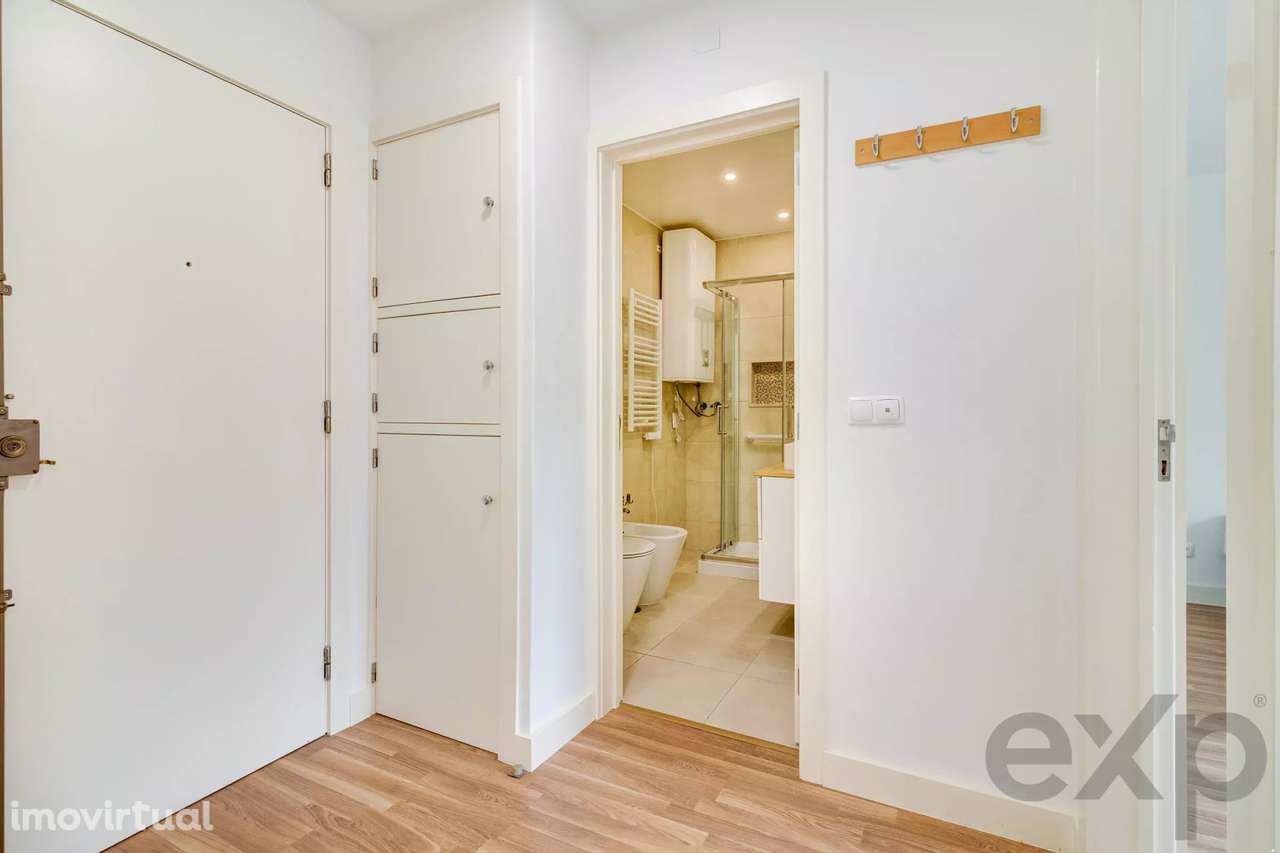 T1 com Parqueamento centro Parede - Grande imagem: 2/15