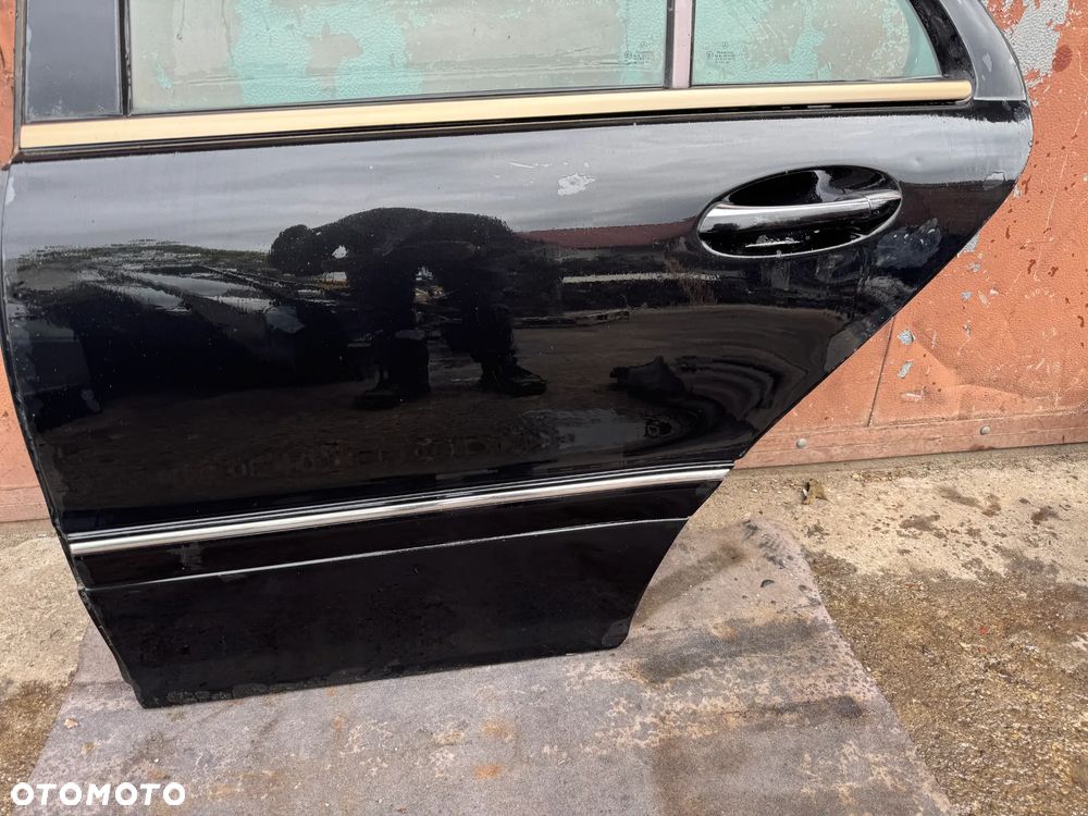 Drzwi lewe Mercedes C-Klasa W203 lewy tył tylne kolor 197 OE - 2