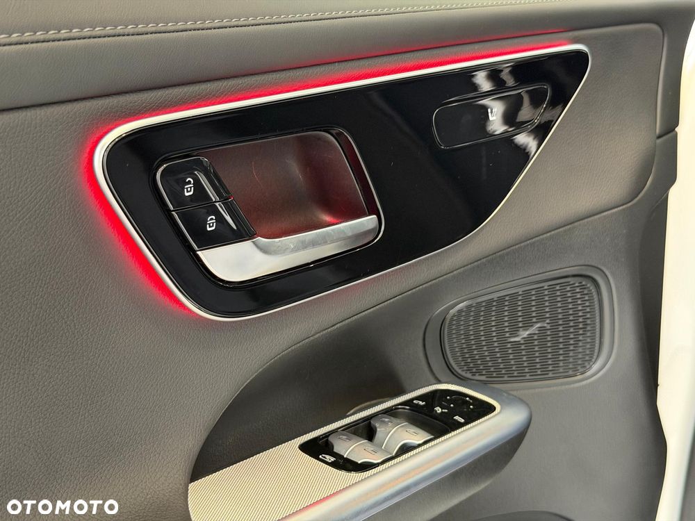 Mercedes-Benz GLC - 19