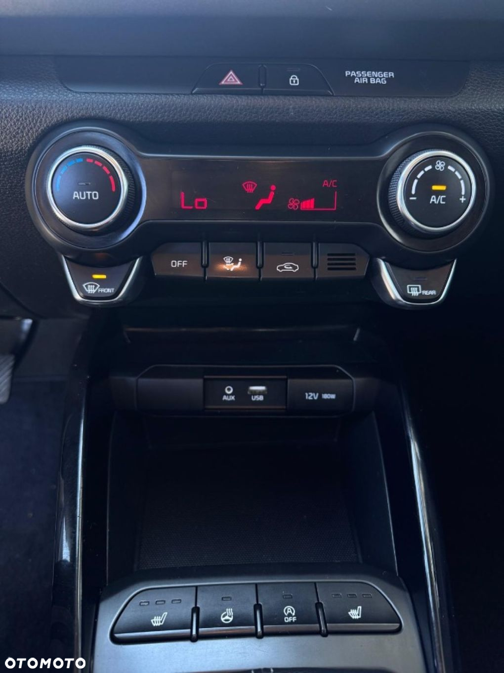 Kia Rio - 40