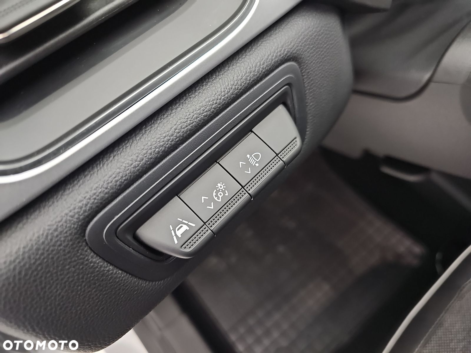 Renault Captur 1.3 TCe mHEV Techno EDC - 12