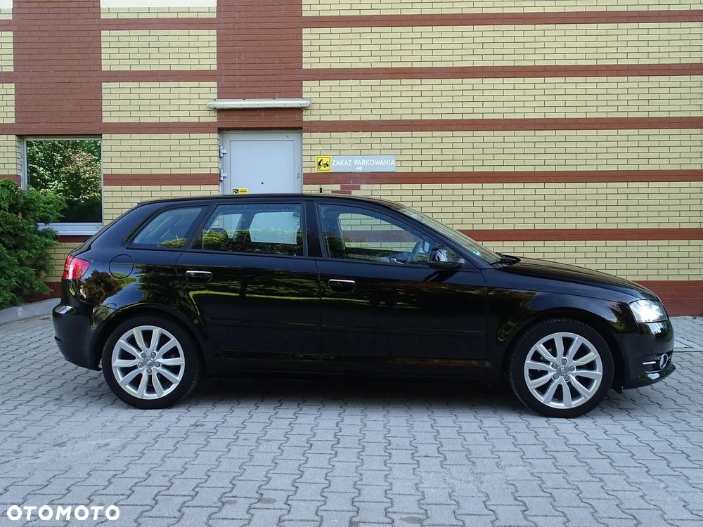 Audi A3 Sportback 1.2 TFSI S line Sportpaket - 10
