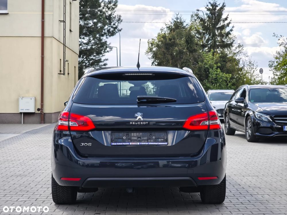 Peugeot 308 1.5 BlueHDi Allure S&S - 10