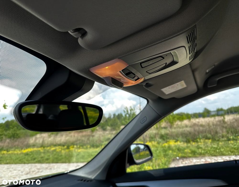 BMW X1 xDrive25e Sport Line - 25