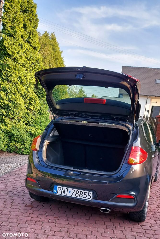 Kia Ceed 1.6 CRDi L - 8