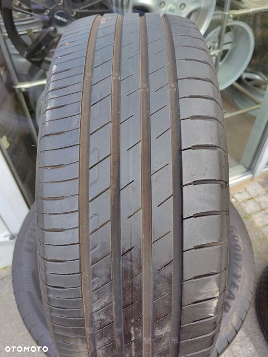 215/55R18 95H Goodyear Efficient Grip komplet lato końcówka 2021R K4 - 2