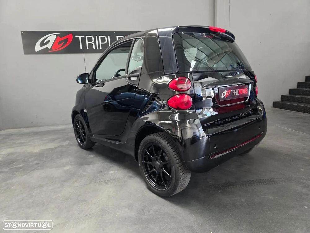 Smart ForTwo Coupé 0.8 cdi Pure 45 - 6