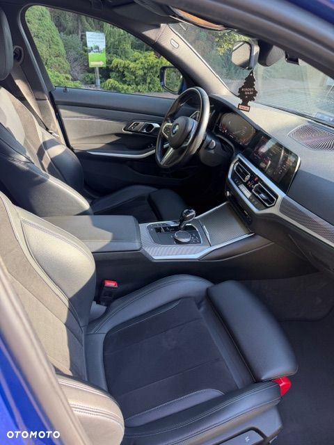 BMW Seria 3 330i M Sport sport - 17