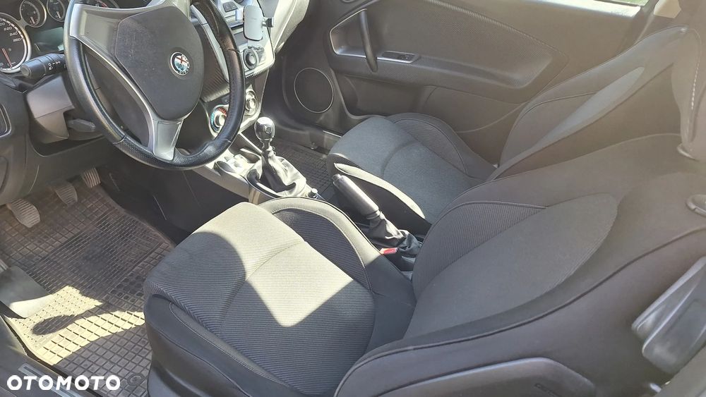 Alfa Romeo Mito 1.4 16V - 8