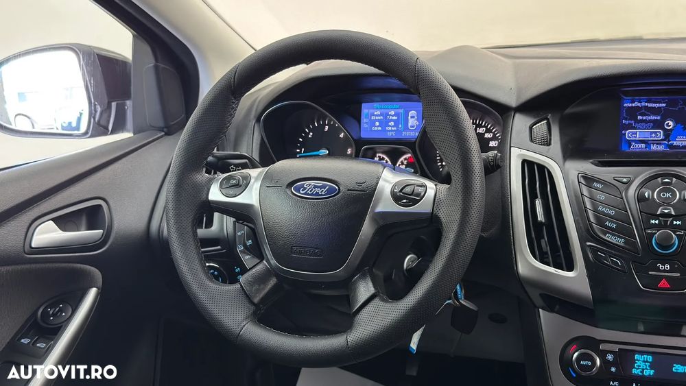 Ford Focus - 16